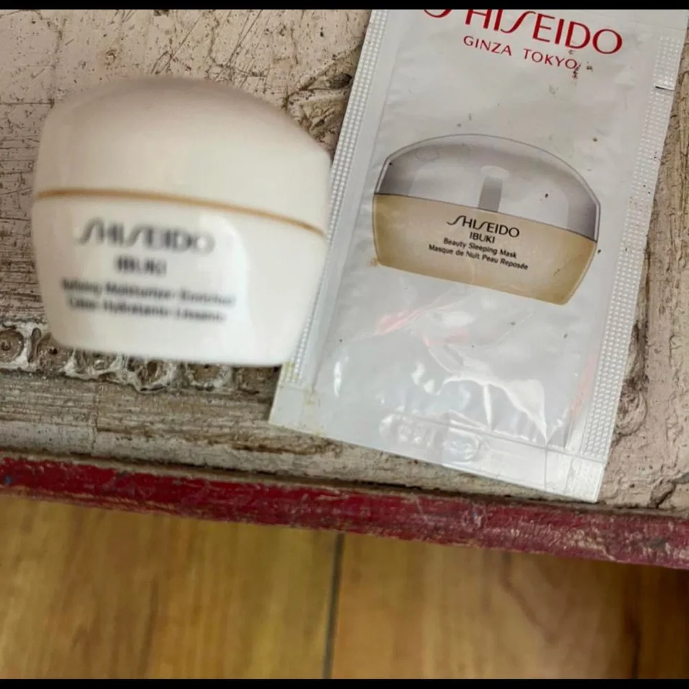 Eyecream - Picture 1 of 1